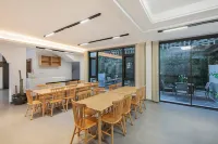 Yunxi · Summer Family-Friendly Stargazing Pool Children's Castle Theme Retreat