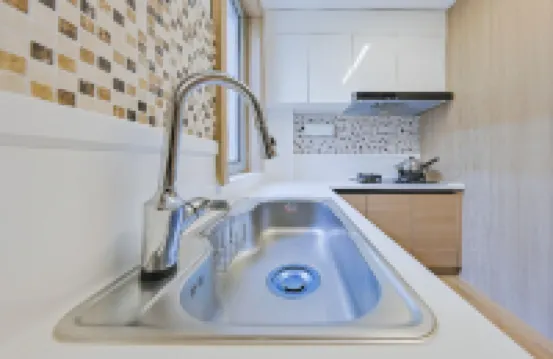 Yueji Qingzhai River View Homestay