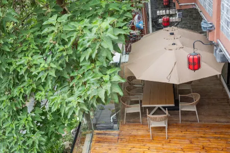 Boyu Homestay Отели в г. Цзишоу