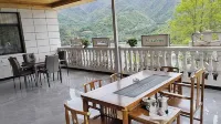 Tianchi Longju Homestay
