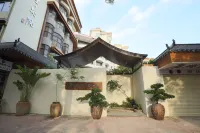 Tangxingli Chinese Inn (Longyan South Road Food Street The Mixc) Hotel in zona Shantou Railway Station