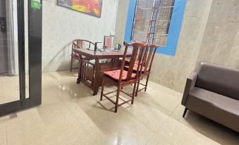 Longsheng Apartment (Xiayuan Subway Station)