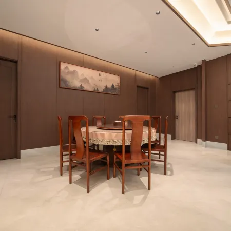 Mengshanju Oriental Mountain View Resort Homestay (Sanqing Mountain Gangshou Cableway Branch