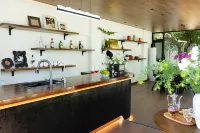 大理一姐海景美宿（洱海生態廊道龍龕碼頭店） - 酒吧