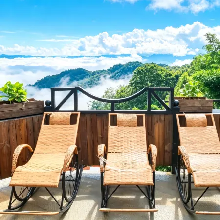 Bamboo & Cloud Villa, Jingmai Mountain