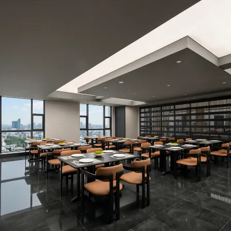 Lindao Hotel (Dujiangyan Scenic Area Branch)