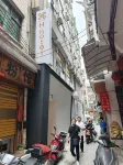 Zhenyuan H·hotel Homestay (Zhenyuan Ancient Town New Bridge) - parcheggio