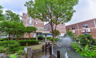 Jinjiang Inn Style (Shanghai Pudong Airport Town)