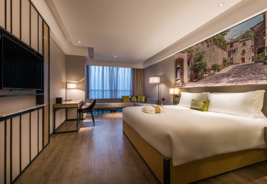 Mercure 호텔 (상하이 홍차오 기차역)