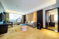 Jinpeng International Hotel (Duyun Dashiban Ancient Street) Hotels in Duyun