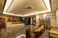 Yichu Hotel - parking