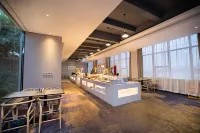 Sewen Hotel (Zhengzhou Jindai Industrial Park Cloud Times Square Branch)