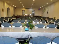 Spring Chain Hotel (Harbin Hexing Subway Station Shida Night Market) Hotels near Nangang