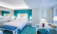 Wyndham Grand Plaza Royale Ningbo