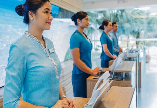 4. 아잘리아 호텔 ..