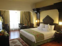 Arabian Courtyard Hotel & Spa Các khách sạn gần Chợ Meena Bazaar