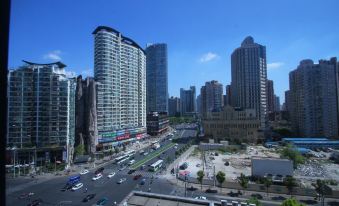 Homeinn Plus Hotel (Shanghai Changshou Road Yaxin Plaza Subway Station)