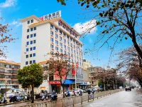Berman Hotel (Zhanjiang Dingsheng Plaza Seaside Park)