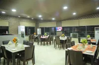 De Grandeur Tower Apartment
