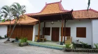 Limasan Wongso by We Stay Hotels in Mlati