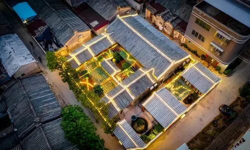 Floral Hotel. Sanjunzan homestay in Chaozhou ancient city