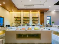 James Joyce Coffetel (Pu,er,high-speed rail station hotel ）