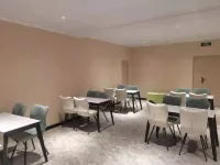 Jingbian County Huashan Grand Hotel