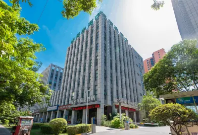 Luyuanchun Boutique Hotel (Jiaozuo University of Technology Shuangyong Theme Park) Hotels near Taihang Bonsai Garden