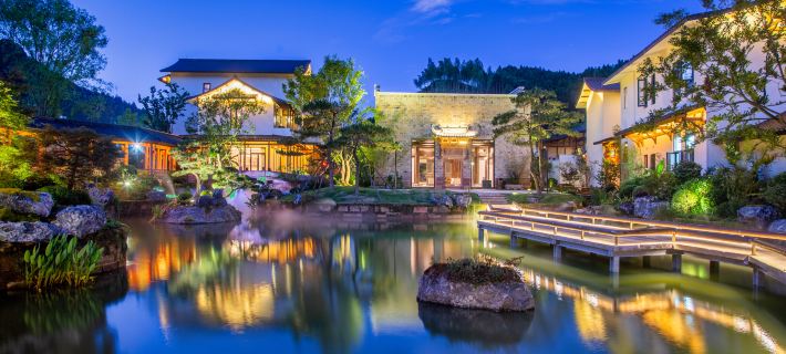 Pure Land Hotspring Resort Hotels in Luxi