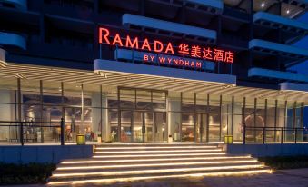 Ramada By Wyndham HuiZhou Double Moon Bay