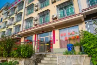 Yanling Yuelai Inn - Kitchens