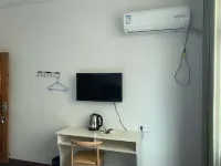 Yichun Meet College Hotel