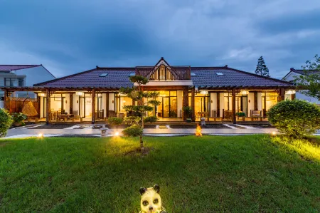 Floral Hotel·Shanghai Yajing Keju Hotel Отели рядом с достопримечательностью «Chongming Xunyicao Theme Park»