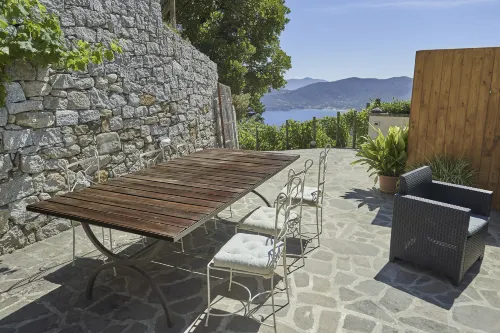 Marciana Hills Apartments - Park Yeri