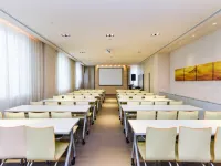 Jinjiang Inn Select (Shanghai Zhangjiang High-tech Park) Hotels near Pudong