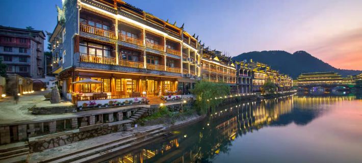 Fenghuang Nianhe Riverside Vacation Apartment Hotels in Fenghuang County