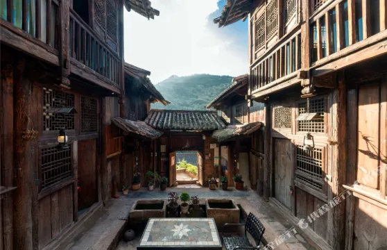 諾鄧嬿山羽築精品民宿