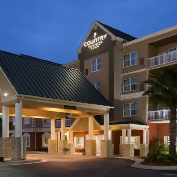 Spark by Hilton Panama City Beach Hotels near Pineapple Willy's
