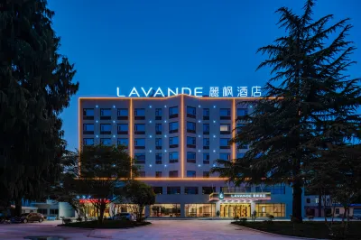 Lavande Hotel (Xingping Maweiyi Hangkong Square) Hotels near outress .