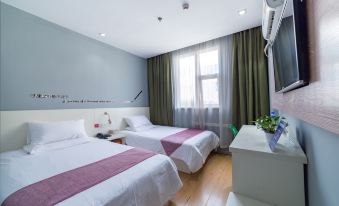 Home Inn Huayi Hotel (Foshan Daliang Huagai Road Pedestrian Street Qinghuiyuan Branch)