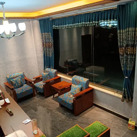 Riyue Hotel