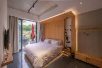 Jiangyou Qingxi Mountain House Hotels in Jiangyou