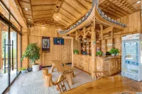 Furong Town Waterfall View Inn Hotel a Guzhang