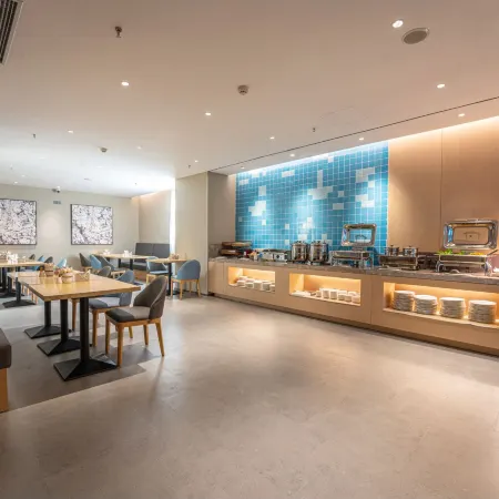 Home Inn NEO (Pingxiang Lvyin Square Pedestrian Street Shop)