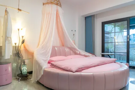 Coke Homestay Отели рядом с достопримечательностью «Yongzhou Electronic Science and Technology Institute of Vocational Technical College»