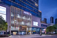 Ease Hotel Yi (Yichang Zhongnan Road Xingfa Square)