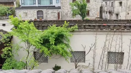 Mrs Lin hotel Отели рядом с достопримечательностью «Erlingshan Hot Spring»