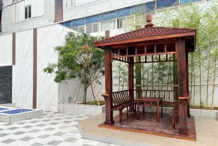 TongQianWan Hotel Отели рядом с достопримечательностью «Shipuzhen»