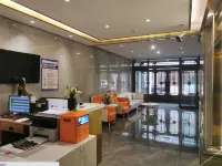 Pullman Hotel (Olunchun Banner Poplar Station) - Parking