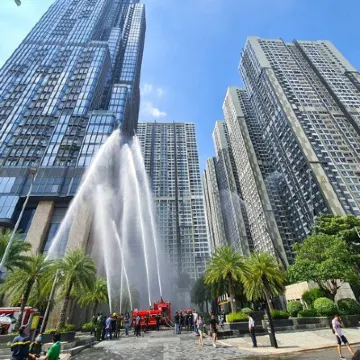 The 81 Central Condotel Hotels near Landmark 81
